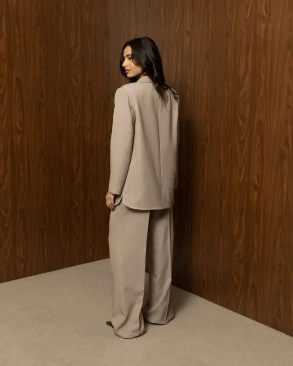 CALM POWER BLAZER – Μονόκουμπο greige σακάκι με φόδρα και τσέπες