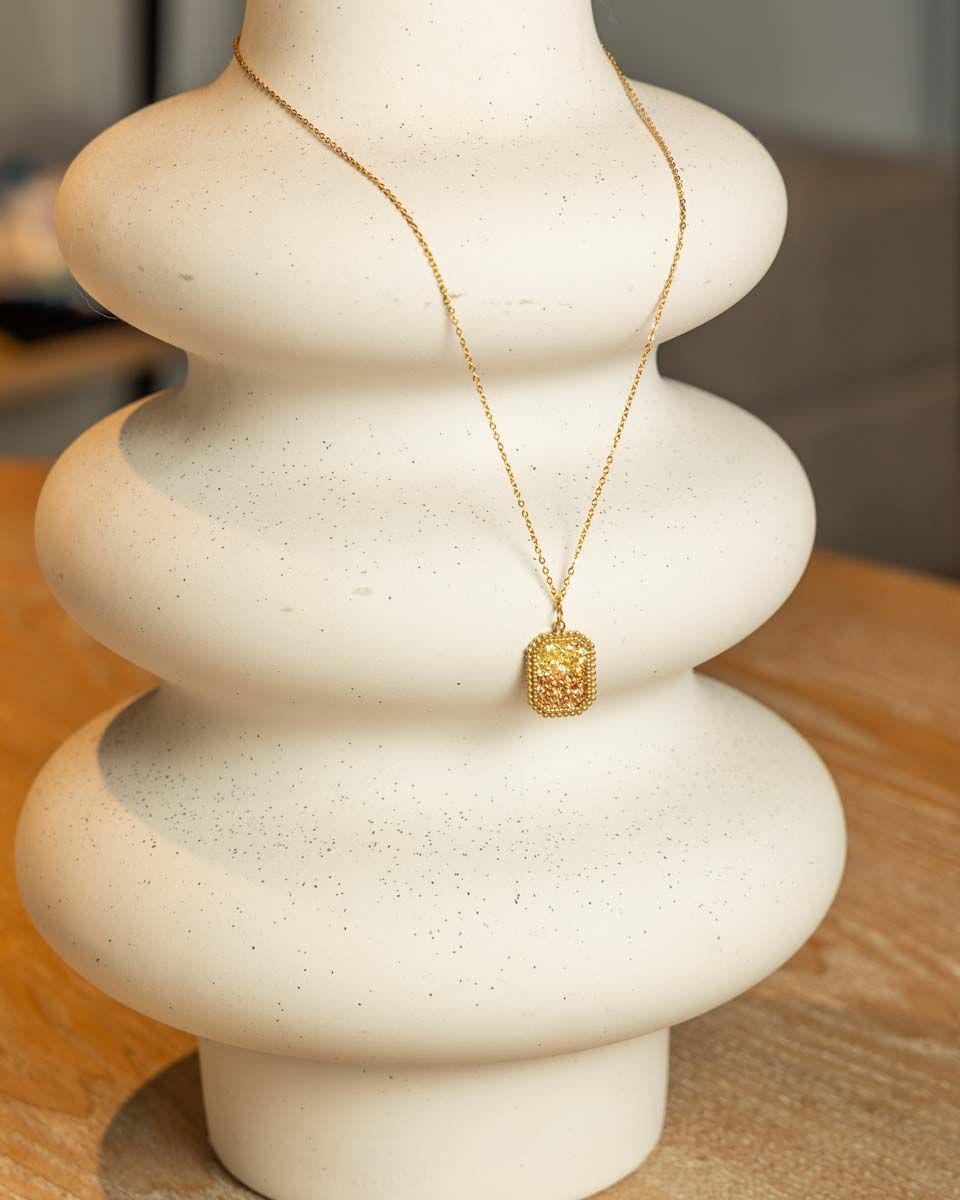 AURORA GLOW PENDANT