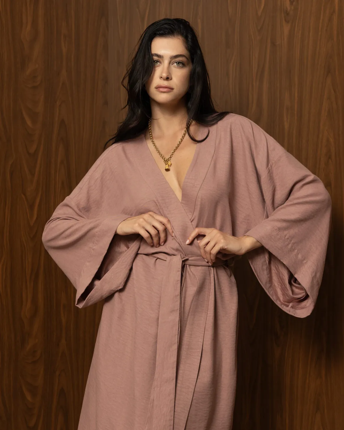 WHISPERED BLUSH KIMONO – Μακρύ κιμονό με ζώνη σε dusty rose απόχρωση